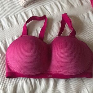 Victoria’s Secret super hold sports bra 34D